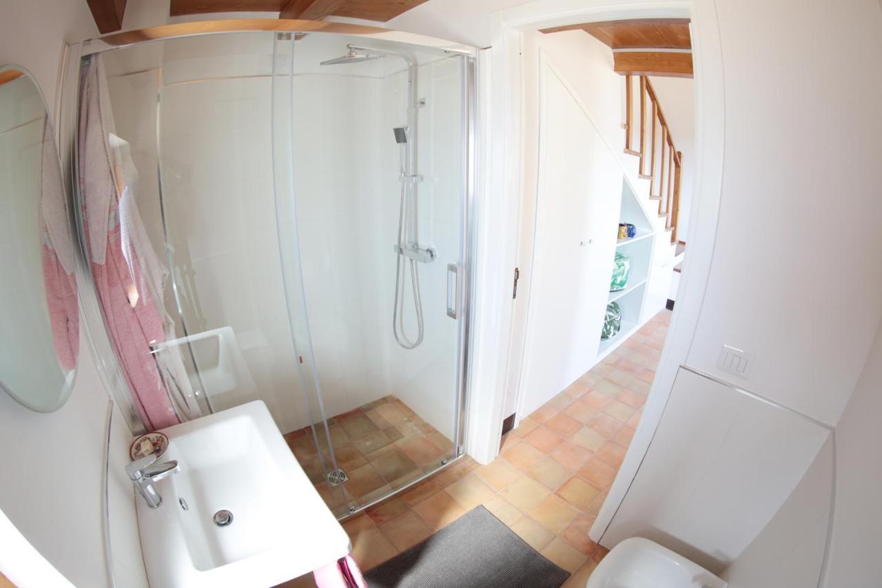 La Casa Del Mandarino Di Borgo Carbone Holiday home *